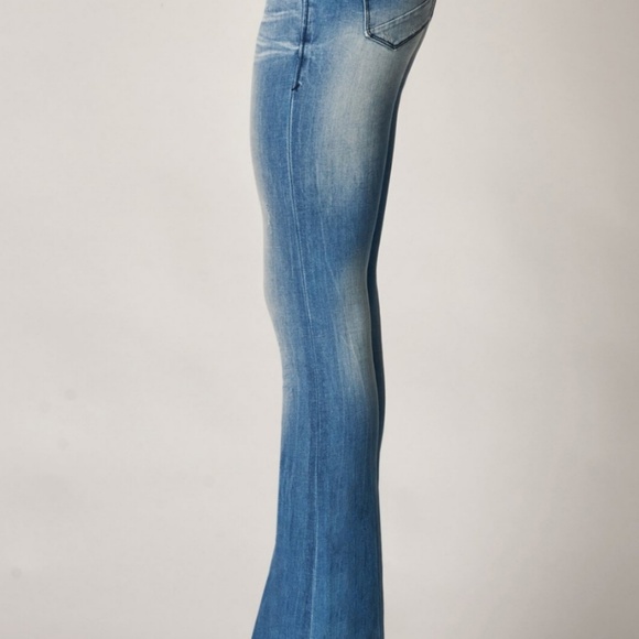 DEAR JOHN BACKSTAGE 32 - Picture 2 of 8